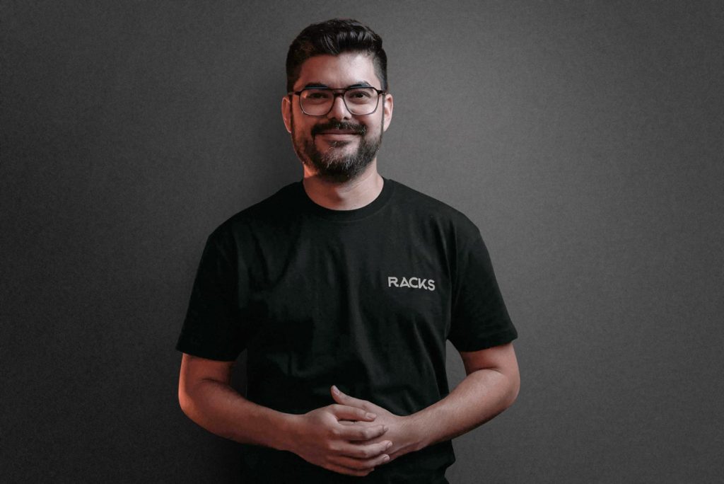Leifer Mendez Racks Academy